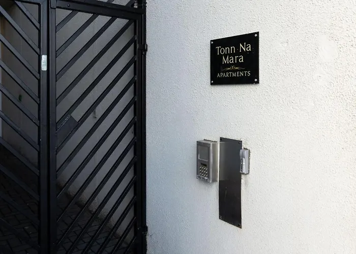 Tonn Na Mara - Lakeside Galway
